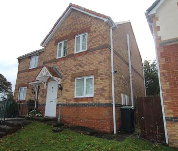 3 bedroom semi-detached house to rent - Photo 2