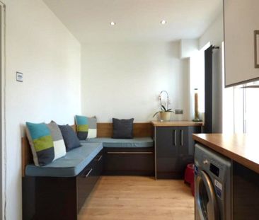 Busk Crescent, Farnborough, GU14 - Photo 2