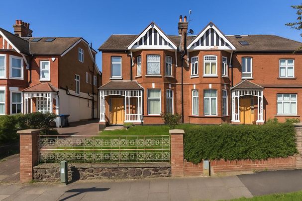 2 bedroom flat to rent - Photo 1