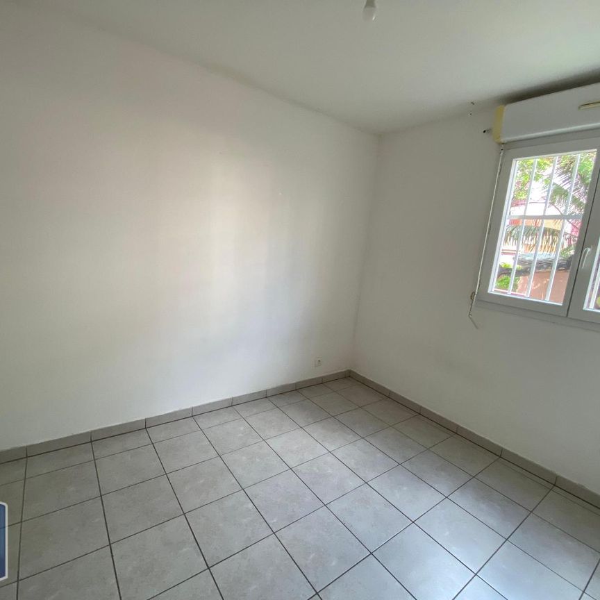 Location Appartement 2 pièces 54m² ST DENIS 97400 - Photo 1