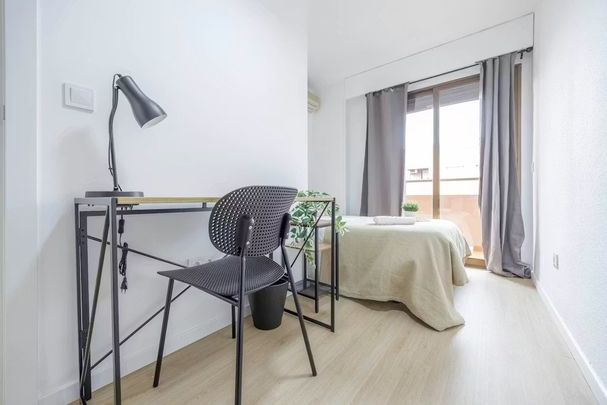 Avenida Valladolid, Valencia, Valencian Community 46020 - Foto 1