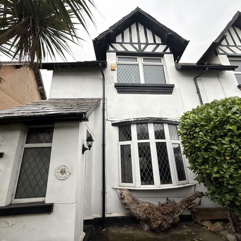 3 bedroom semi-detached house to rent - Photo 1