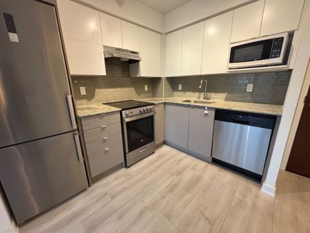 For Lease - 120 Varna Drive Unit# 524, Toronto, Ontario - Photo 4