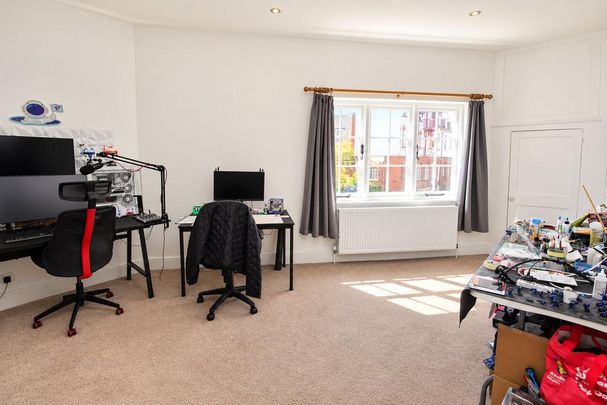 2 bedroom maisonette to rent - Photo 1
