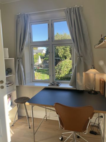 Strandvejen, 2930 Klampenborg, Danmark (208-1872-01-001) - Photo 2