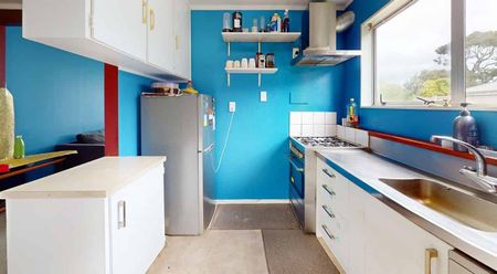 Spacious 2-Bedroom Townhouse in the Heart of Melling !!! - Photo 4