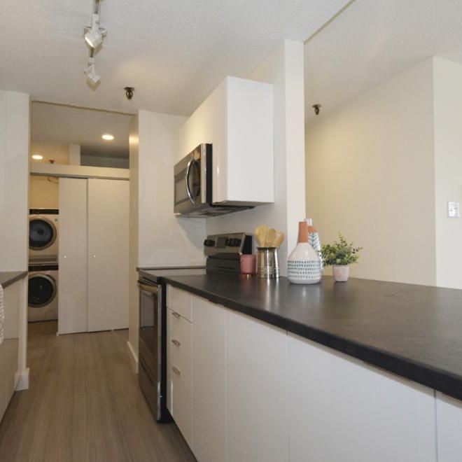 Quinpool Court - Photo 1