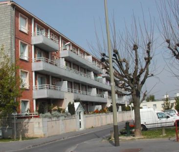Location appartement T4 68.26m² à Reims (51100) - Photo 2