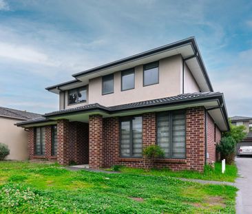 Room By Room Leasing - Only 4 Bedrooms Remaining - Photo 6