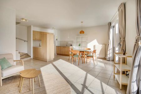 Duplex-appartement met 2 slaapkamers, autostaanplaats, kelderberging en gemeenschappelijke tuin in Kessel-Lo!– EPC 105 kWh/m² - bewoonbare opp. 92 m² - Foto 3