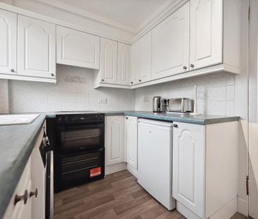 2 bedroom flat to rent - Photo 6
