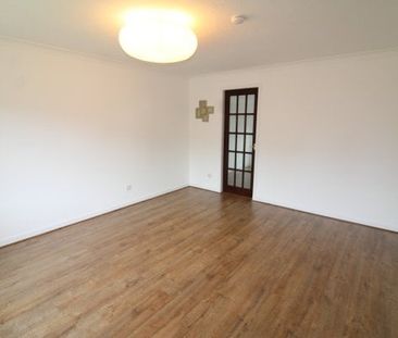 Fisher Drive, Paisley - Photo 2