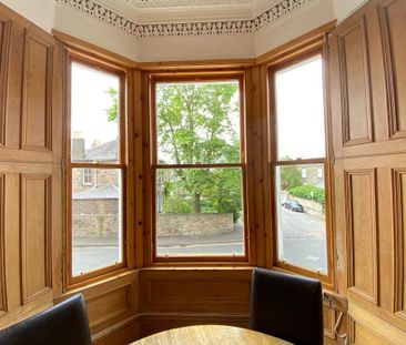 3 bedroom flat to rent - Photo 3