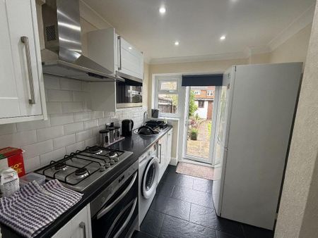2 bedroom terraced house to rent - Photo 5