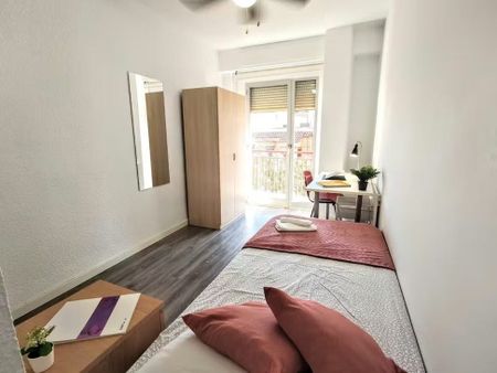 Carretera de Llíria, Burjassot, Valencian Community 46100 - Photo 3