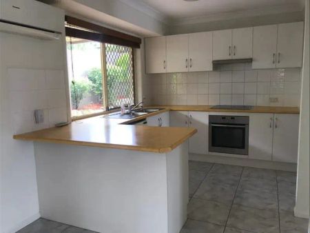 “GREAT FAMILY HOME !” - Photo 4