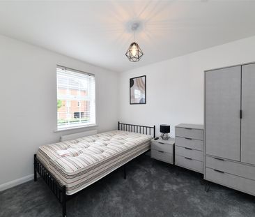 Mendip Way, Stevenage, SG1 - Photo 1