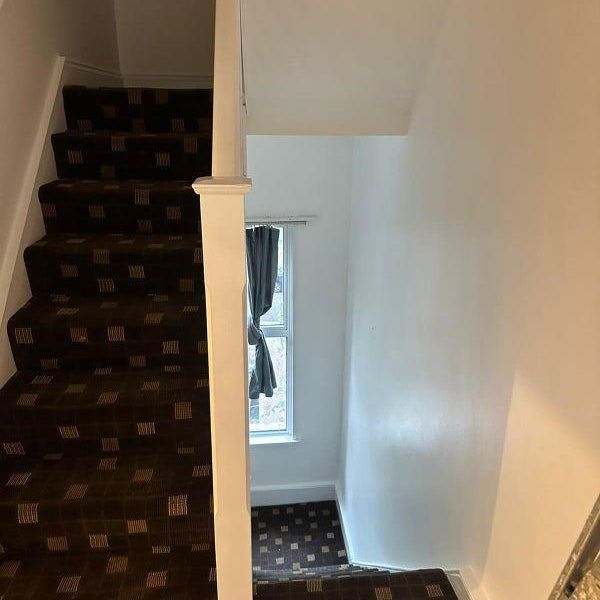 House share to rent - Photo 1