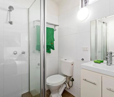 3/233 Station Street, Fairfield VIC 3078 - Photo 5