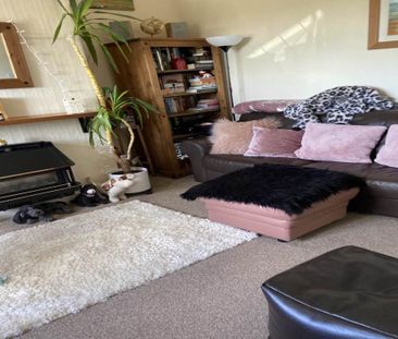 2 bedroom house to rent - Photo 1