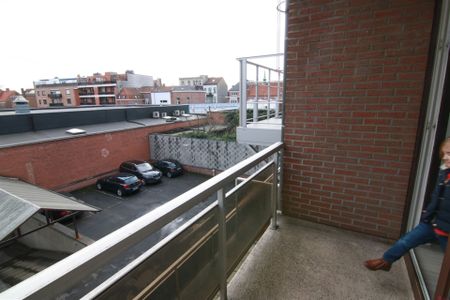Studio met terras aan station Kortrijk – Minister Tacklaan 35 - Foto 4