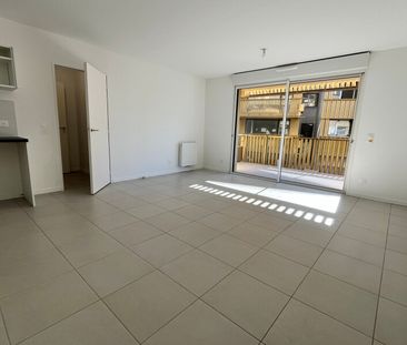 Location Appartement 2 pièces 48m² BORDEAUX 33000 - Photo 1