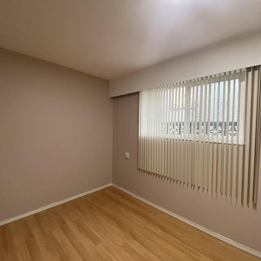 1 Bed Suite 2033 E 52ND AVENUE, Vancouver, British Columbia - Photo 1