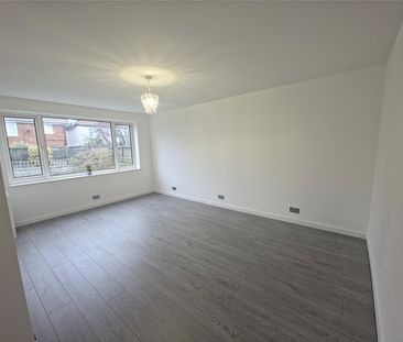Magnolia Way, Epsom, Surrey, KT19 9LT - Photo 2