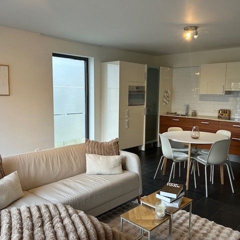 Gelijkvloers appartement met terras - Photo 1