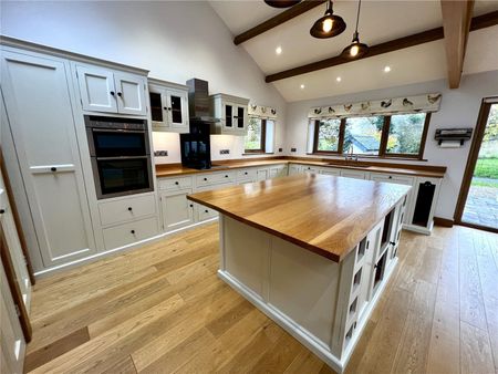 Witheridge, Tiverton, Devon, EX16 - Photo 5