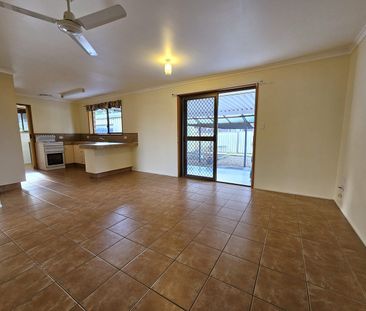 Spacious & Well-Maintained 3 Bedroom Brick Home in Millbank - Photo 1