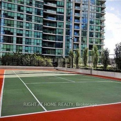 Modern spacious feel great views indoor pool - Photo 1