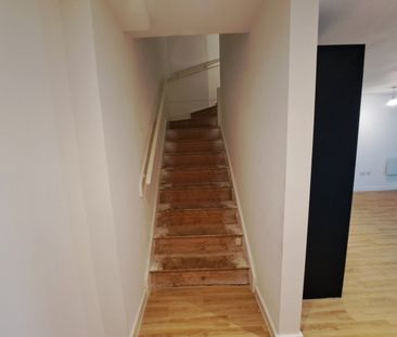 3 Bed Flat, Stockport Road, M13 - Photo 1