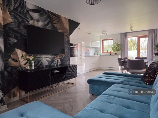 2 bedroom semi-detached house to rent - Photo 1