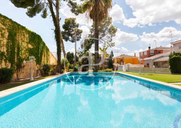 Villa for rent in La Cañada