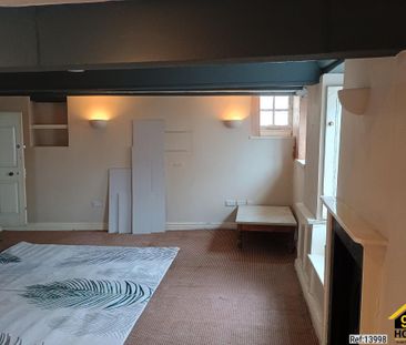 2 bed Semi-detached in The Sqaure , Banwell, BS29 6BL - Photo 1