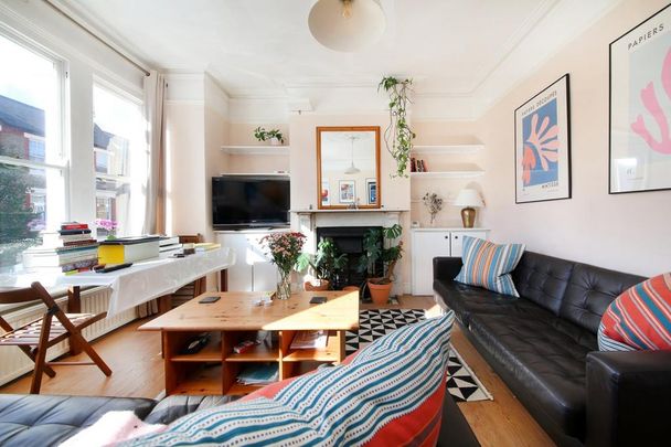 2 bedroom flat to rent - Photo 1