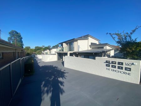 Central Convenience - Photo 2