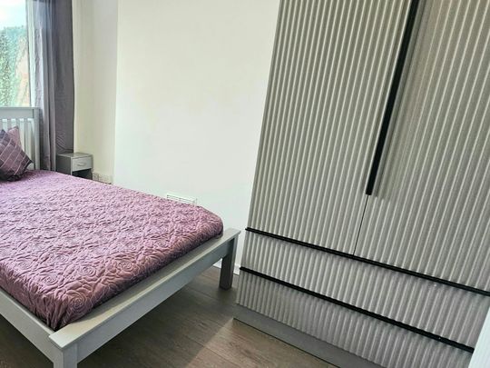 House share to rent on - Photo 1