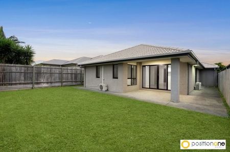 Modern Family home in popular North Harbour Estate! - Photo 2