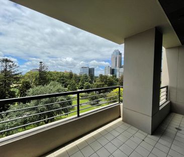 Stylish New York–Style Luxury Apartment Opposite Carlton Gardens - Photo 5