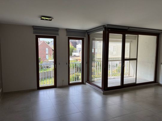 Recent (2017) appartement op de eerste verdieping, ideaal gelegen in een rustige straat, vlakbij het centrum van Bertem. - foto 1