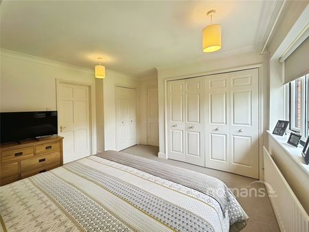 Kinghorn Park, Maidenhead, SL6 - Photo 5