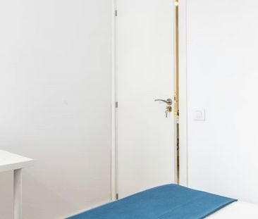 Carrer de l'Antiga Travessera, L'Hospitalet de Llobregat, Catalonia... - Photo 3