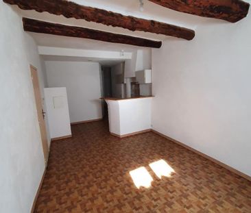 Location Appartement 3 pièces 51m² ROUGIERS 83170 - Photo 2