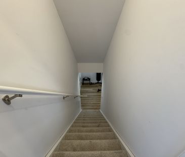 For Lease - 1562 Bob Schram Way, London North, Ontario - Photo 4