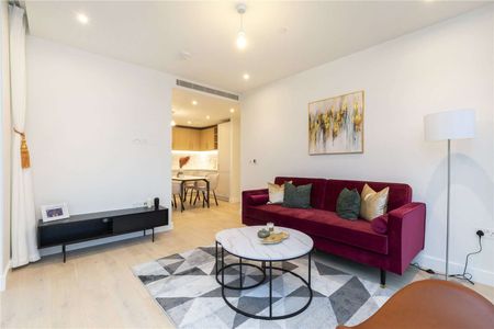 A modern fourth floor apartment featuring two bedrooms and two bathrooms, located close to King's Cross. - Photo 4