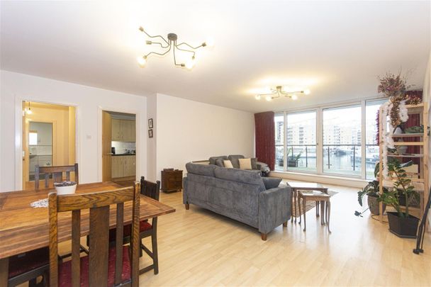 Room in a Shared House, Berglen Court, E14 - Photo 1