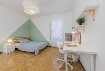 Via Avellino, Padova, Veneto 35142