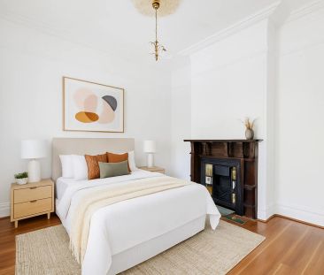 Light-Filled Two-Bedroom Home in a Convenient, Quiet Location - Photo 4